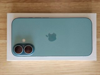 iPhone 16 128 GB Verde