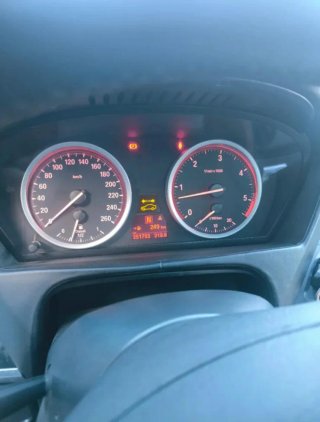 BMW X6 2011
