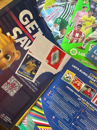 Lote Álbumes Fútbol Vacíos y Cromos