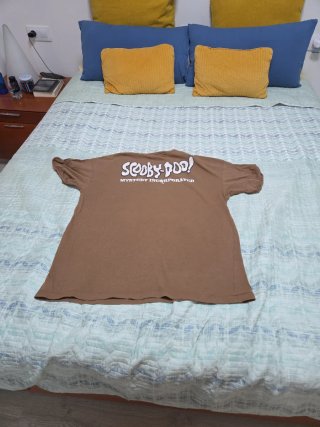 Camiseta edición Scooby doo. Talla L.