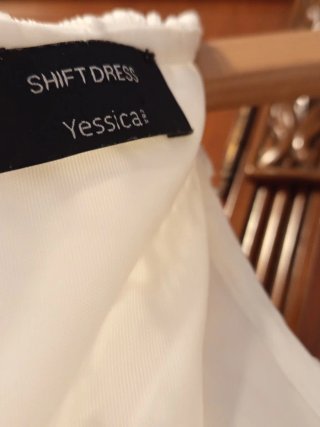 Vestido blanco de encaje