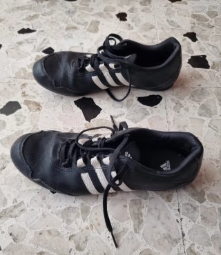 Scarpe Adidas nere donna