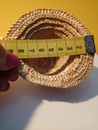 Sombreros de paja para Mariquita Pérez, de 20cm.
