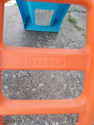 Tobogán infantil azul y naranja FEBER