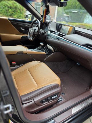 Lexus ES 2019