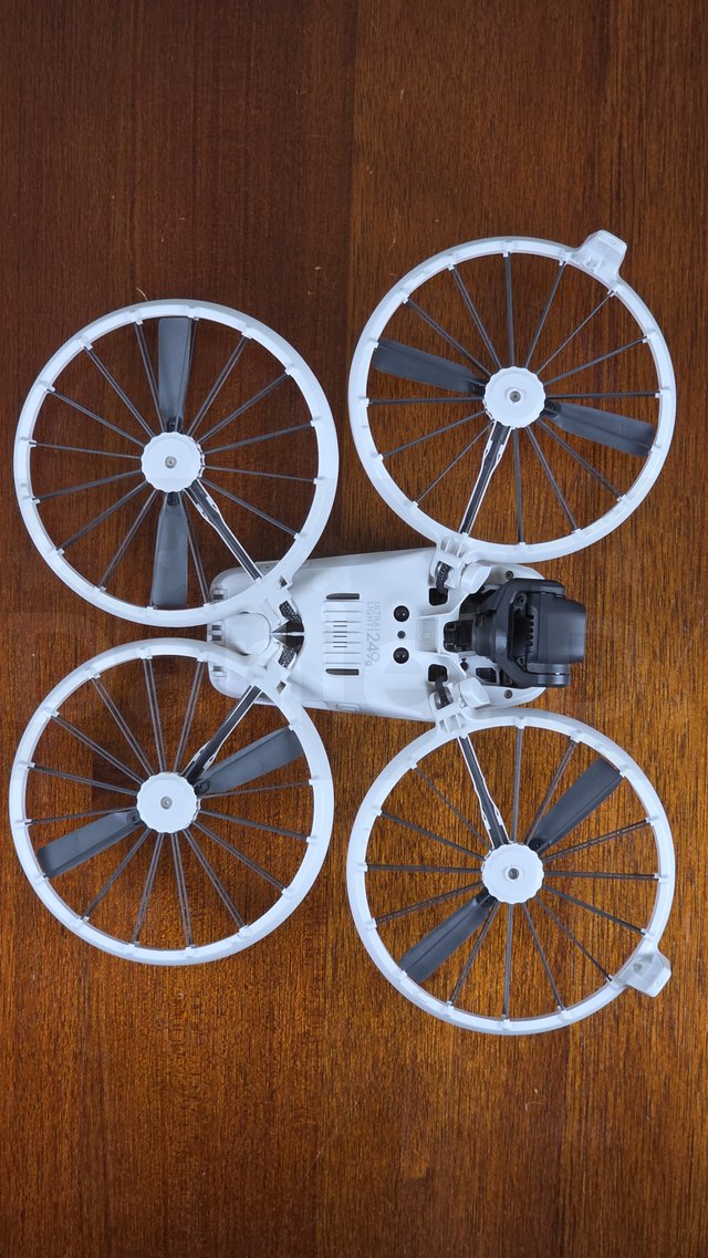 SIN USO Dron DJI Flip Fly More Combo + Acces