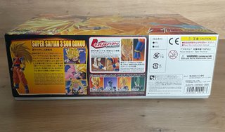 Maqueta Goku Super Saiyan 3