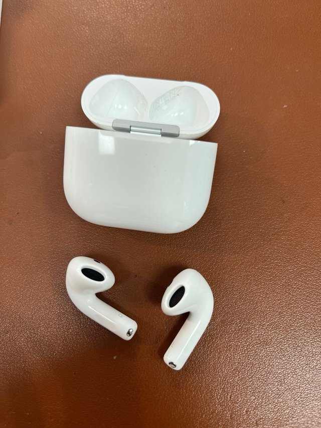 Apple AirPods 4 Auriculares Inalámbricos #02T650