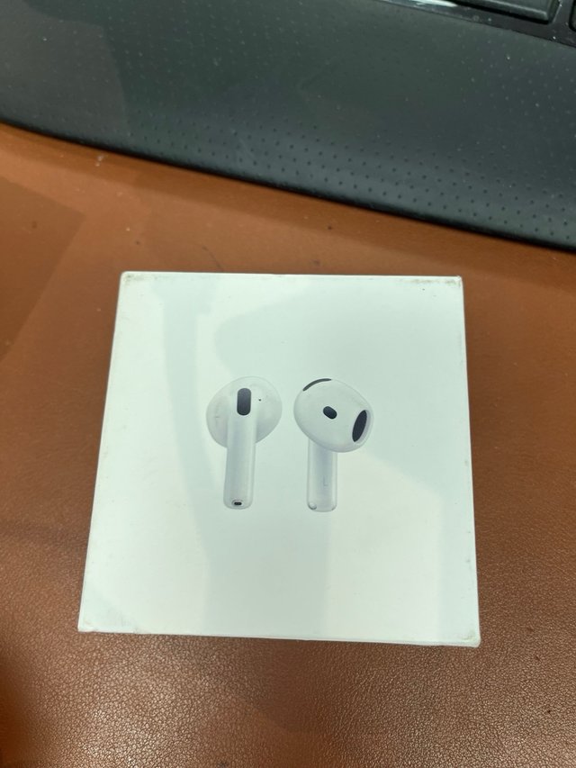 Apple AirPods 4 Auriculares Inalámbricos #02T650