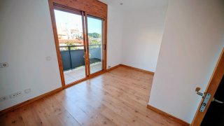 Espectacular casa con piscina, a 15" de Barcelona