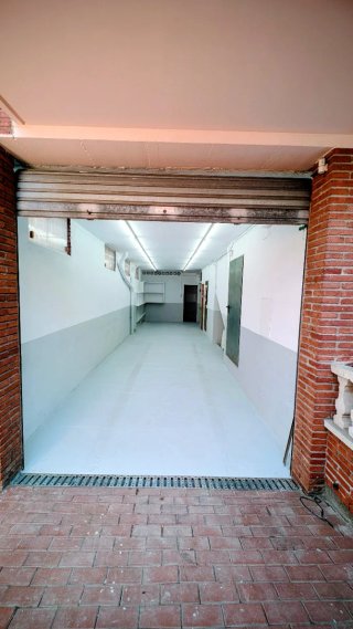 Espectacular casa con piscina, a 15" de Barcelona