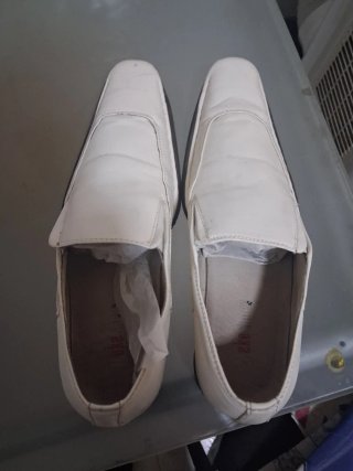 Zapatos de vestir blancos