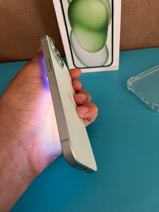iPhone 15 128GB Verde Poco Uso
