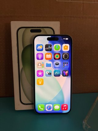 iPhone 15 128GB Verde Poco Uso