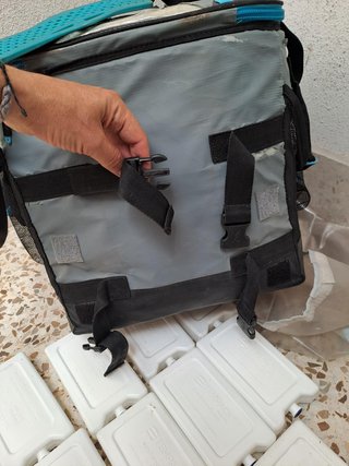 mochila NEVERA bols TITAN 99€ reparto bloque hielo