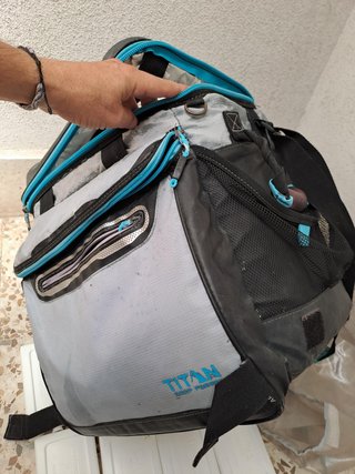 mochila NEVERA bols TITAN 99€ reparto bloque hielo