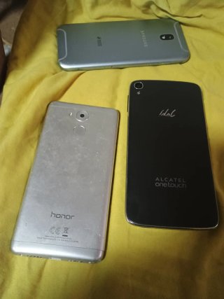 Lote 3 cellulari: Samsung, Alcatel, Honor