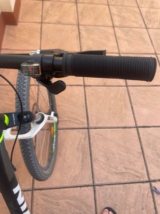Bicicleta Montaña Btwin Rock Raider Negra