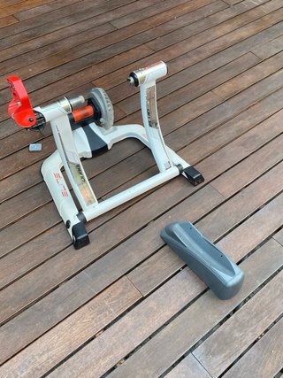 Rodillo Elite Qubo Fluid con sensor Misuro+