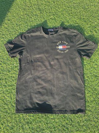 Camiseta Tommy Hilfiger XXL Negra