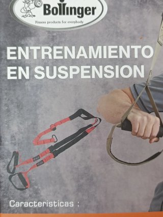 Equipo de gimnasio: cinta, vibrador y banco