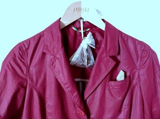 Chaqueta Aníssej Life roja burdeos ligera