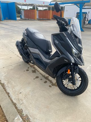 Kymco DTX 125 Negra 2025 - 7000 km