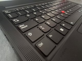 Lenovo Thinkpad E14 Intel Ultra5 1TB/32GB