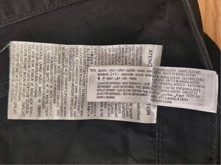 Pantalòn vaquero wide leg negro. Talla 42. Bershka
