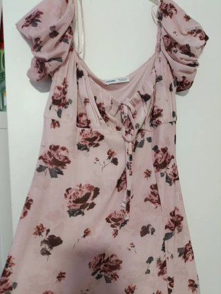 Vestido floral rosa