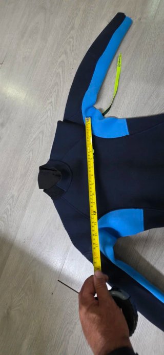 Traje de neopreno OLAIAN azul y negro