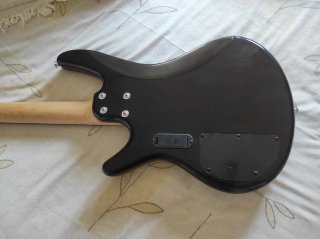 Bajo Ibanez GSR200