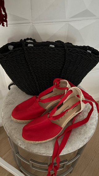 Cuñas Torres rojas talla 37