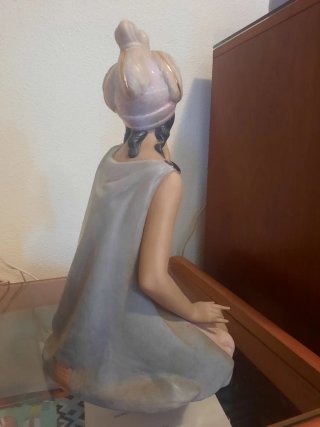 Figura Porcelana Vintage Oriental- NADAL original