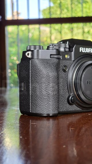 COMO NUEVA Cámara FUJIFILM X-T4