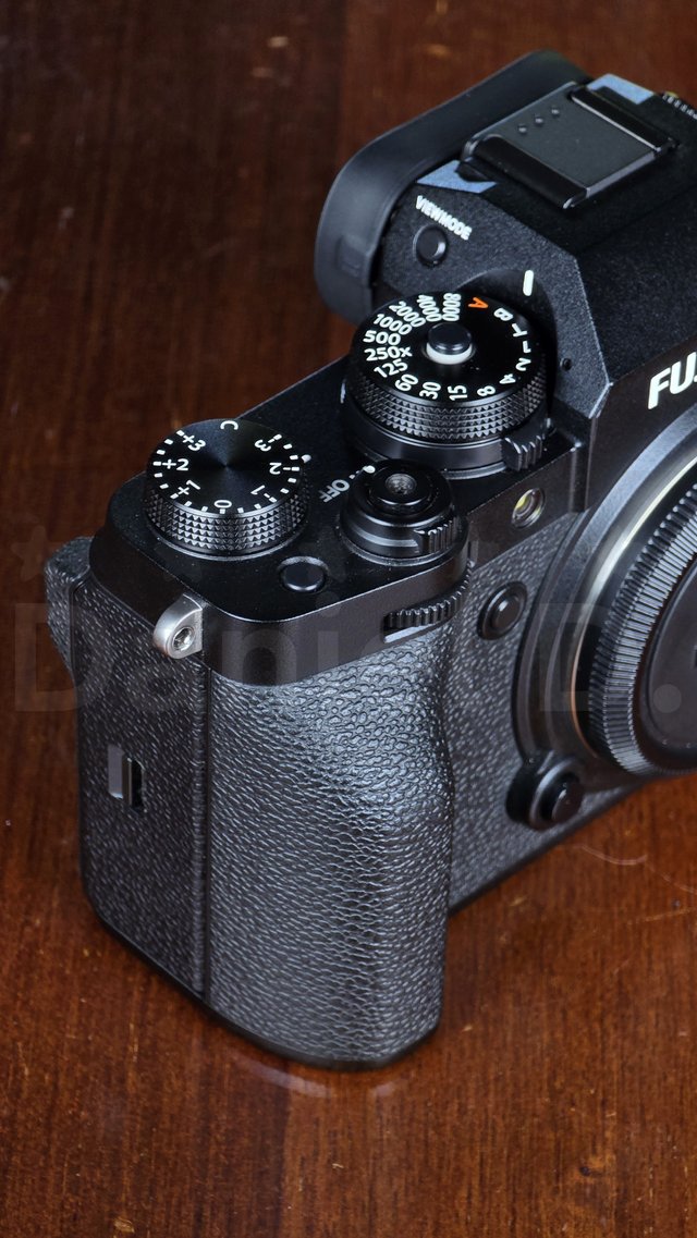 COMO NUEVA Cámara FUJIFILM X-T4