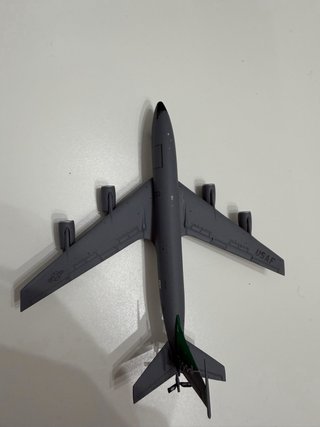 Avión militar Boeing KC-135 1:400 GeminiJets