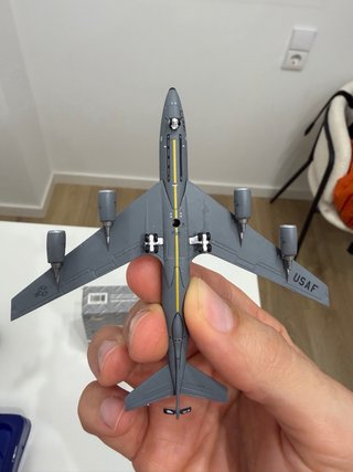 Avión militar Boeing KC-135 1:400 GeminiJets