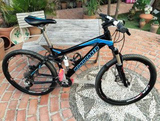Bicicleta Montaña Carbono Mondraker doble suspensi