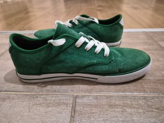 Sneakers Duffs in camoscio verde – Come nuove