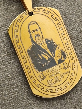 Medalla Parrita Acero Quirúrgico Chapado Oro