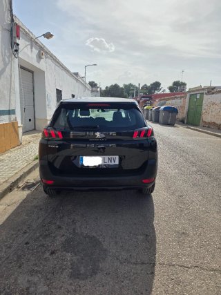 Peugeot 5008 2021