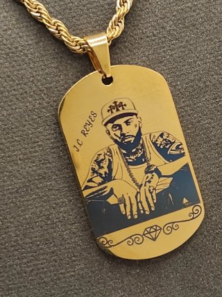 Medalla Jc Reyes Acero Quirúrgico Baño Oro