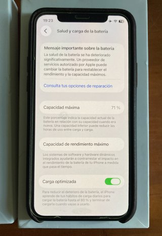 iPhone 11 Pro 64GB + 3 custodie in pelle