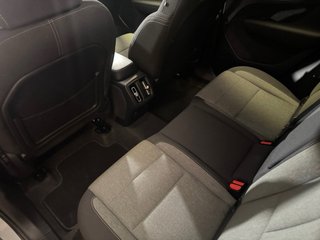 Volvo XC40 2025