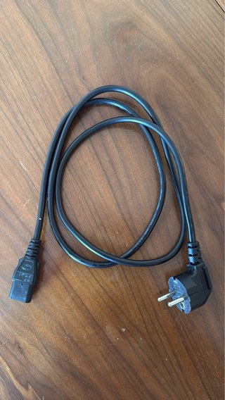 Amplificador Fender Mustang LT25 + Cable Original