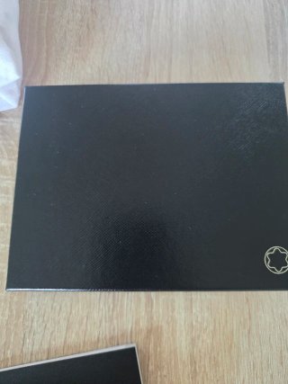 Billetera Montblanc Meisterstück con pinza