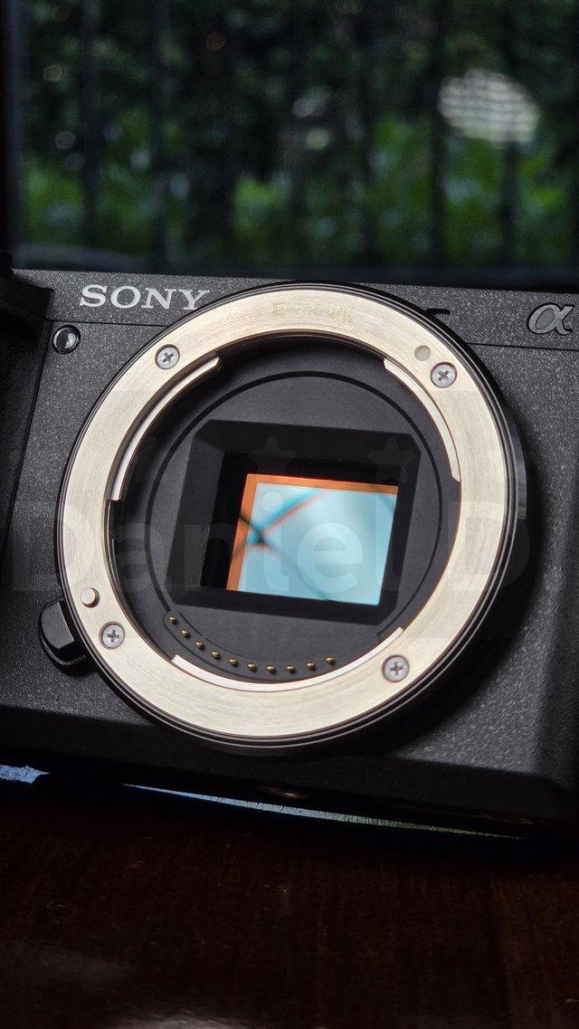 Cámara Sony A6400 + Obj 16-50mm COMO NUEVA