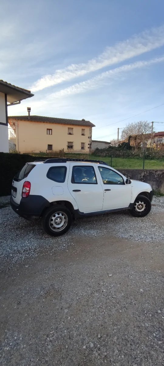 Dacia Duster 2016 - foto 1