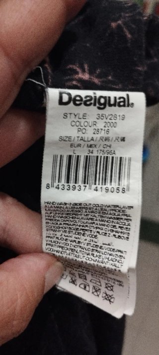 Vestido Desigual Negro y Rosa Manga Corta